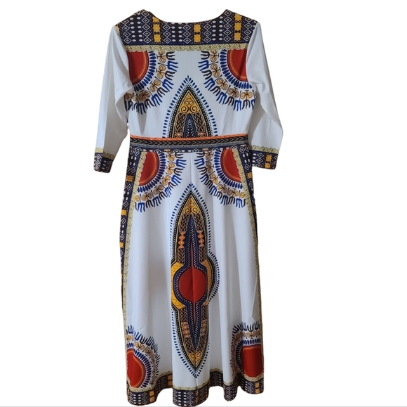 Gorgeous Multicolored Stretchy Ankara Print Maxi Dress With 3/4 Sleeve - Picture 7 of 12